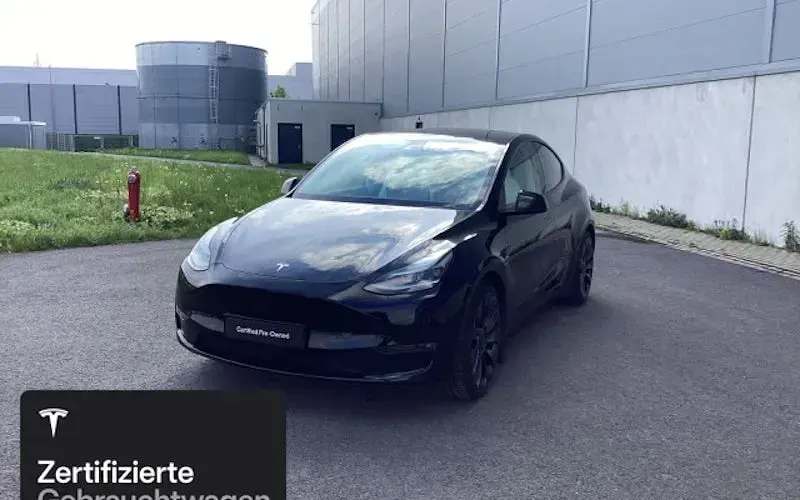Gebraucht Tesla Model Y Performance 321 kW (437 PS) 2023 Schwarz SUV