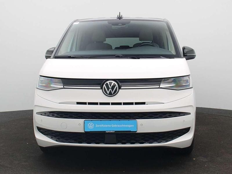 Gebraucht VW Multivan Edition 150 PS (110 kW) 2023 Weiß Van