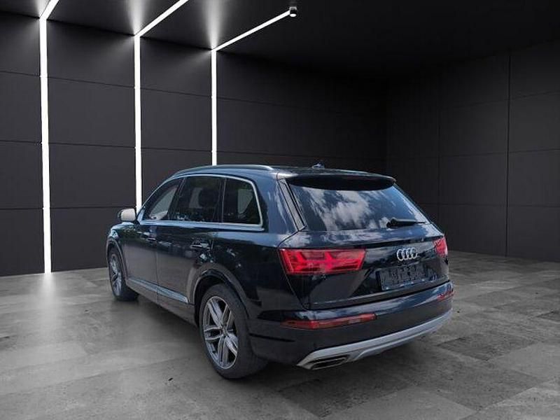 Gebraucht Audi Q7 Sport 272 PS (200 kW) 2017 Tintenblau metallic SUV