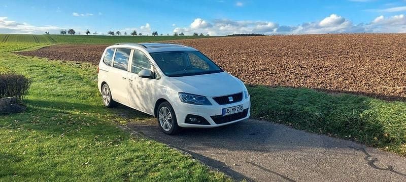 Weiß Gebraucht 2012 Seat Alhambra Ecomotive Van / Kleinbus | 10.000 € (Guter Preis) - Bild 1/4