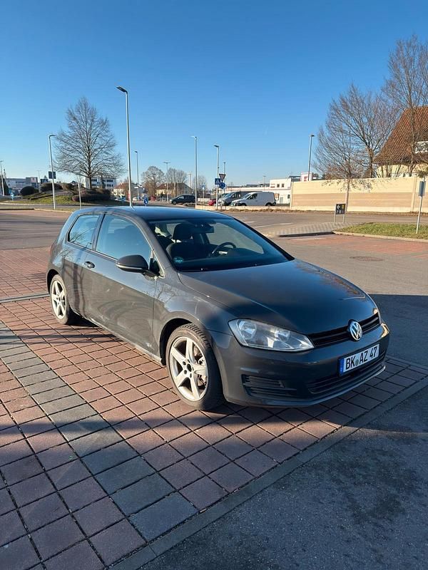 Gebraucht VW Golf VII 105 PS (77 kW) 2013 Grau Kleinwagen