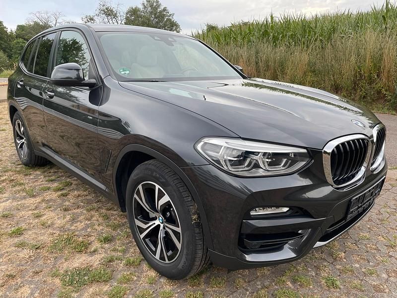 Gebraucht BMW X3 Luxury Line 190 PS (139 kW) 2018 Schwarz SUV