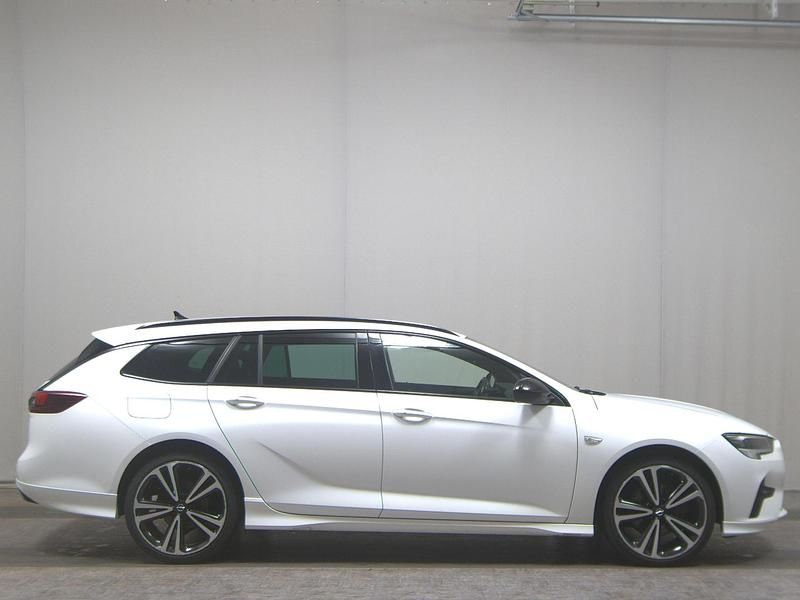 Gebraucht Opel Insignia Ultimate 174 PS (127 kW) 2022 Weiss Kombi