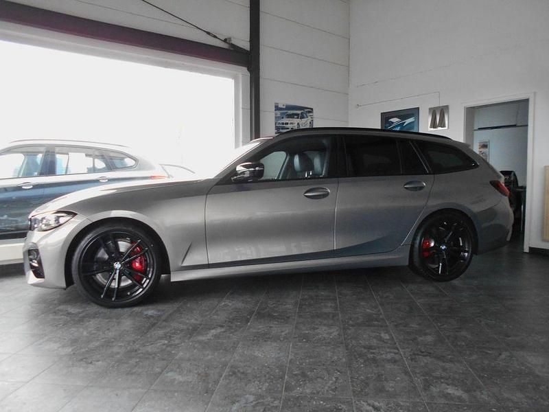 Gebraucht BMW 318 M Sport 150 PS (110 kW) 2021 Grau Limousine