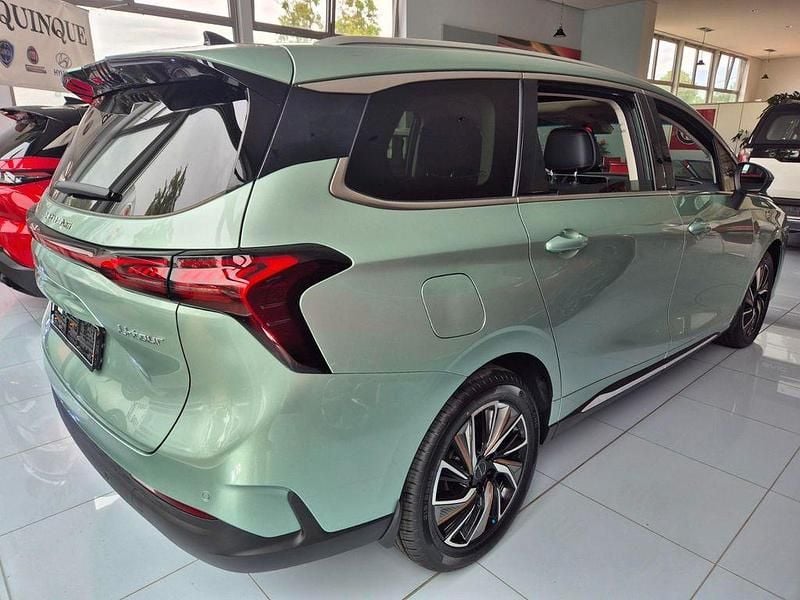 Neu DFSK Forthing 4 177 PS (130 kW) 2025 Jadegrün Van / Kleinbus