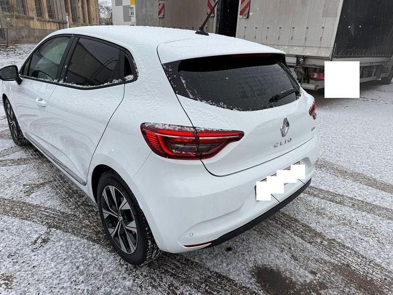 Gebraucht Renault Clio V Evolution 94 PS (69 kW) 2024 Weiß Limousine