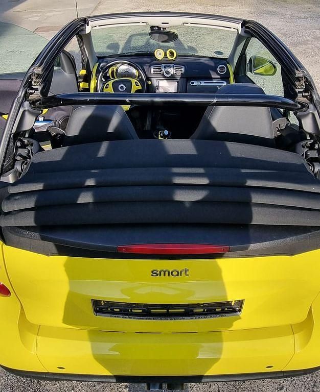 Gebraucht Smart ForTwo Cabrio Pulse 84 PS (61 kW) 2011 Gelb Cabrio
