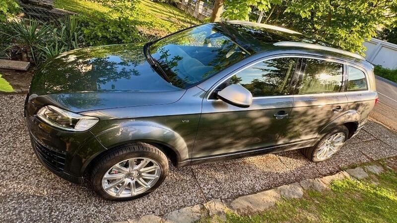 Grau Gebraucht 2012 Audi Q7 Sport SUV | 25.999 € (Etwas zu teuer) - Bild 1/4