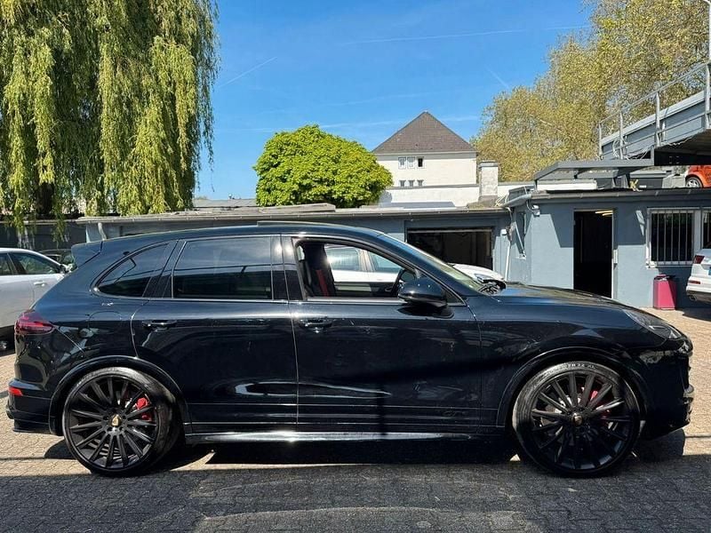 Gebraucht Porsche Cayenne GTS 441 PS (324 kW) 2016 Schwarz SUV
