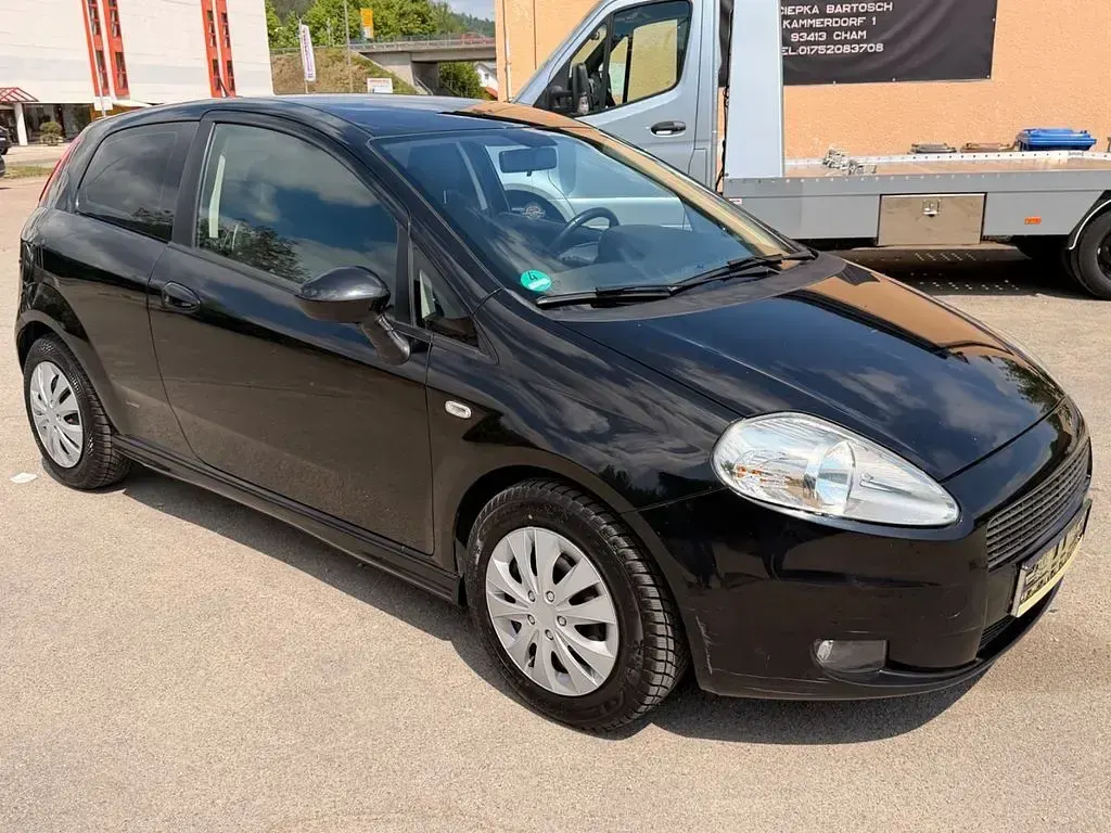 Gebraucht Fiat Grande Punto Dynamic 120 PS (88 kW) 2009 Schwarz Kleinwagen