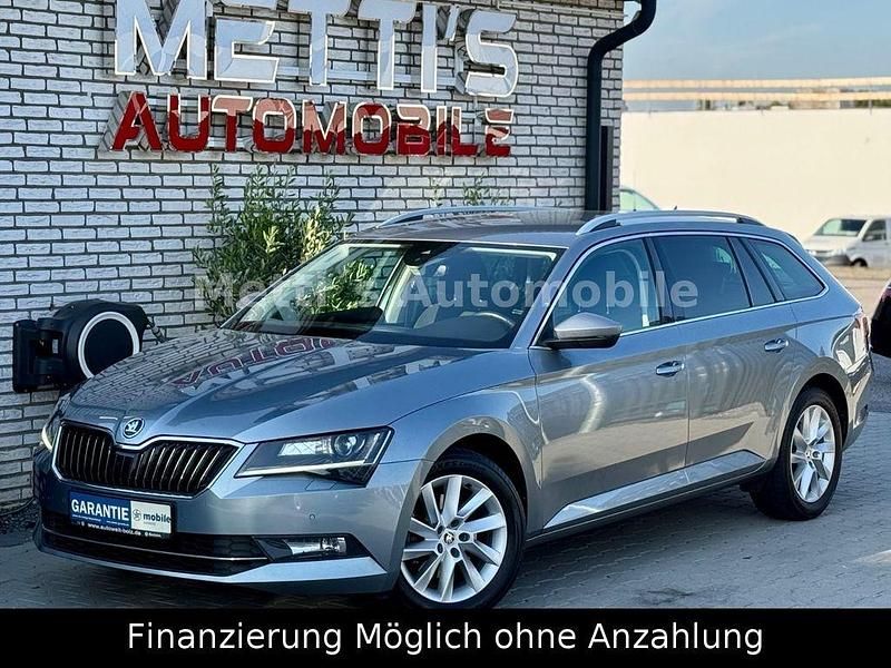Grau Gebraucht 2017 Skoda Superb Style Kombi | 13.790 € (Fairer Preis) - Bild 1/4