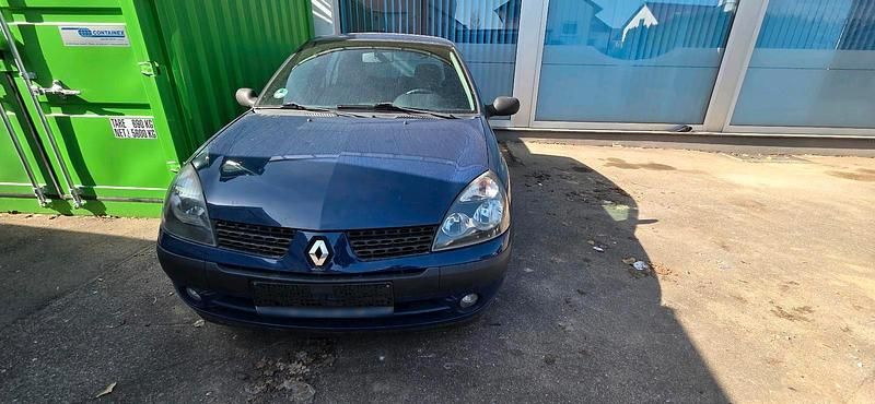 Gebraucht Renault Clio II 75 PS (55 kW) 2003 Blau Kleinwagen