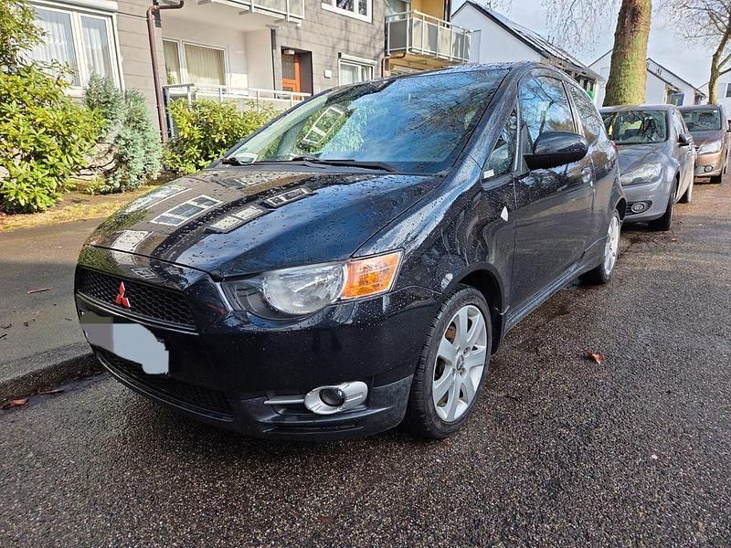 Gebraucht Mitsubishi Colt Edition 95 PS (69 kW) 2013 Schwarz Kleinwagen