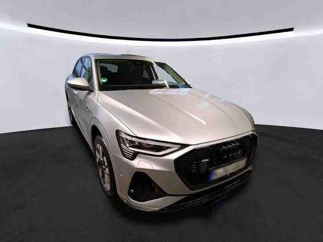 Gebraucht Audi e-tron S-Line 230 kW (313 PS) 2022 Florettsilber SUV