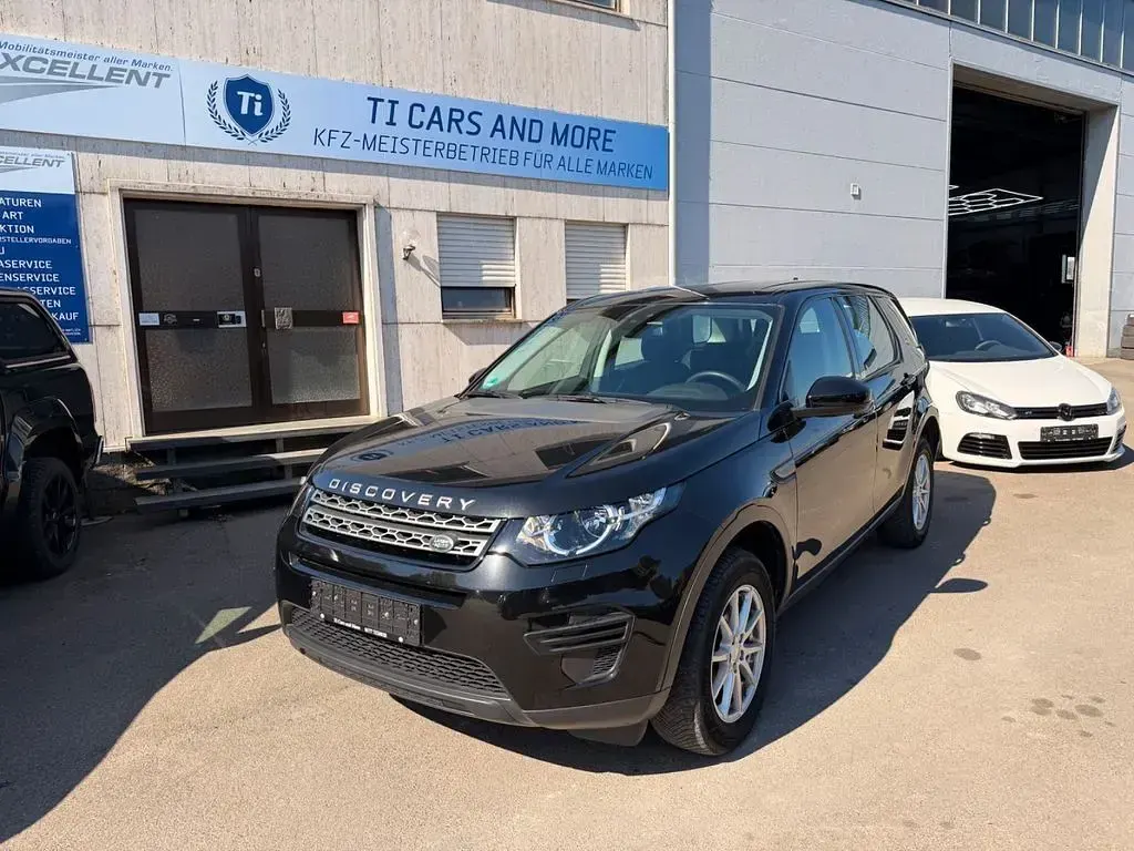 Gebraucht Land Rover Discovery Sport Pure 150 PS (110 kW) 2017 Santorini black SUV