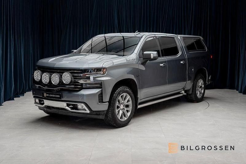 Gebraucht Chevrolet Silverado 426 PS (313 kW) 2022 Grau SUV