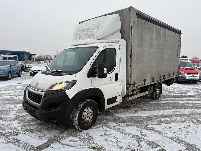 Gebraucht Peugeot Boxer 163 PS (119 kW) 2018 Weiß Van
