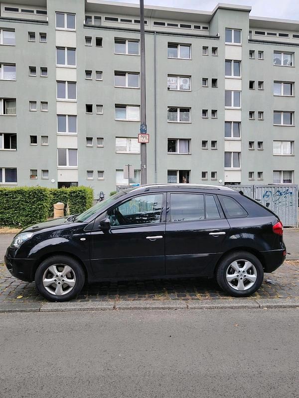 Schwarz Gebraucht 2009 Renault Koleos SUV | 4.989 € - Bild 1/4