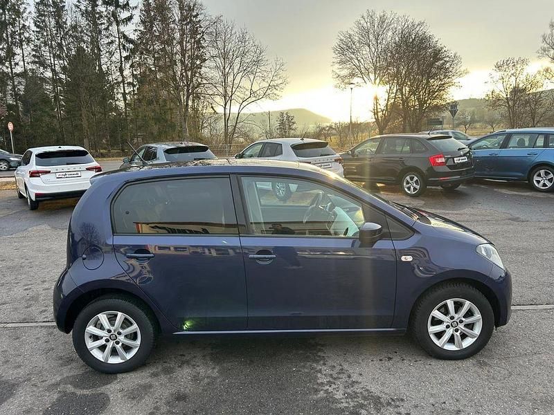 Gebraucht Seat Mii Chic 60 PS (44 kW) 2017 Blau Kleinwagen