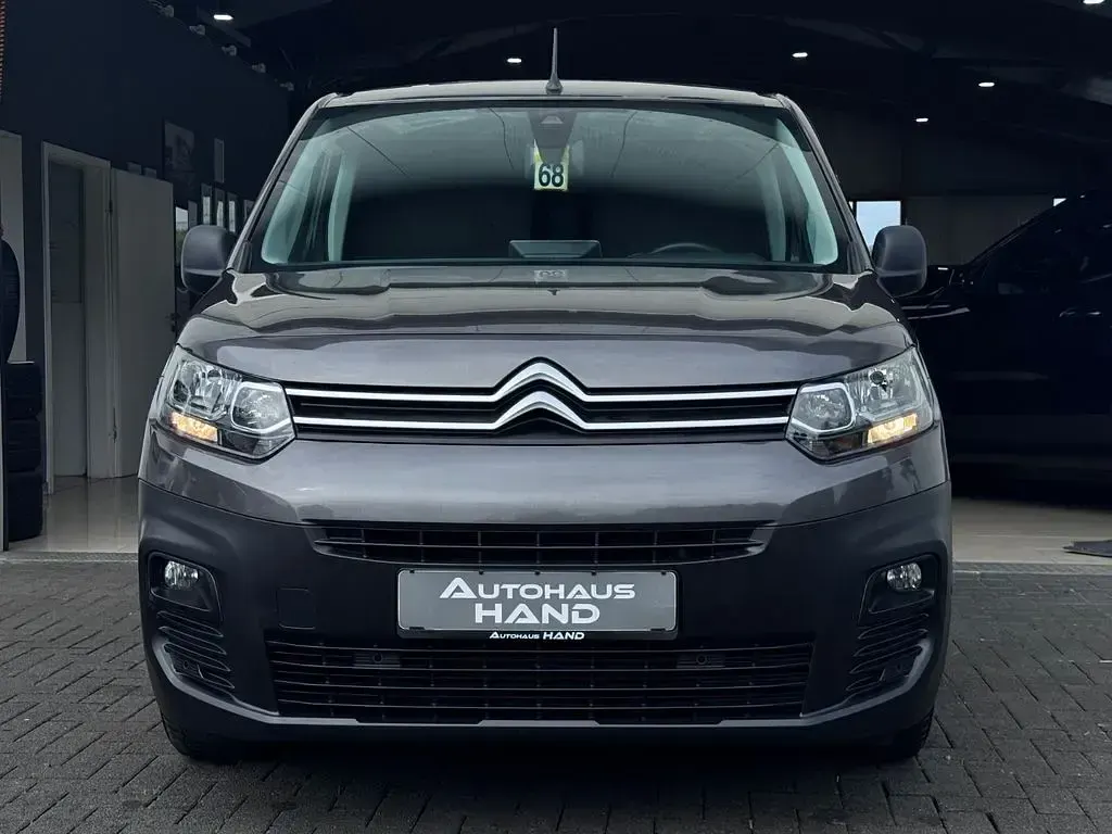 Gebraucht Citroën Berlingo 131 PS (96 kW) 2019 Grau Van / Kleinbus