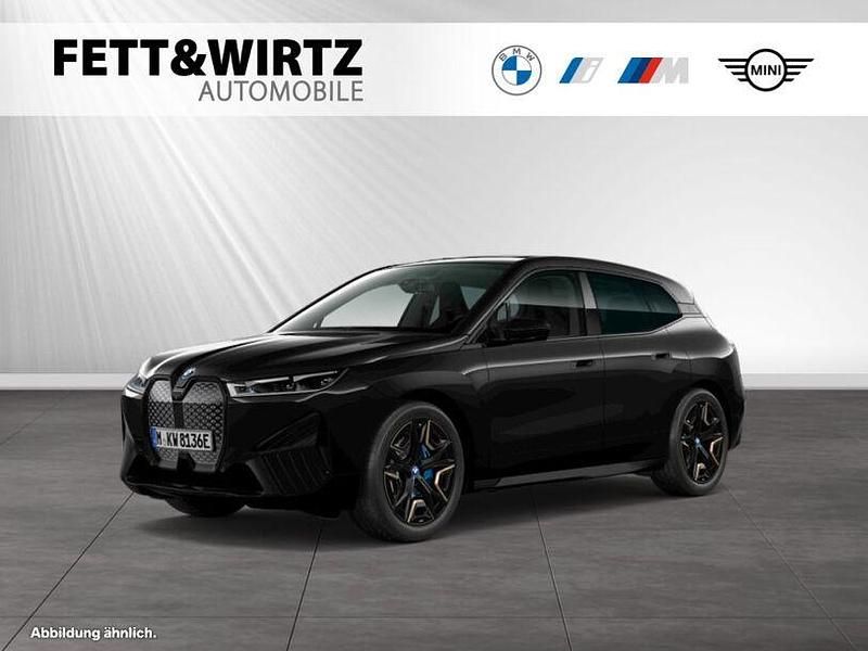 Black sapphire metallic Gebraucht 2022 BMW iX Sport Line SUV | 48.790 € (Fairer Preis) - Bild 1/3