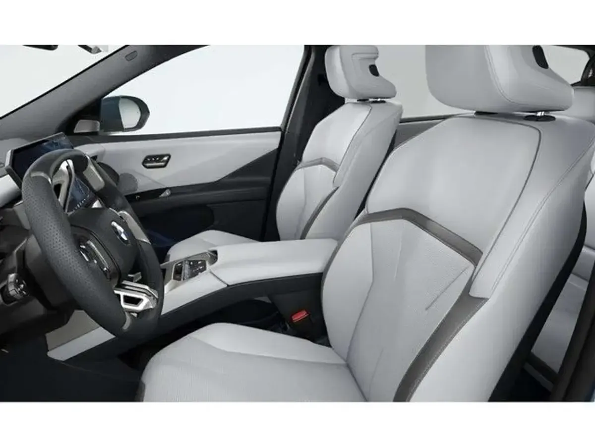 Gebraucht BMW iX3 M Sport 362 kW (493 PS) 2025 Ocean wave blau metallic SUV