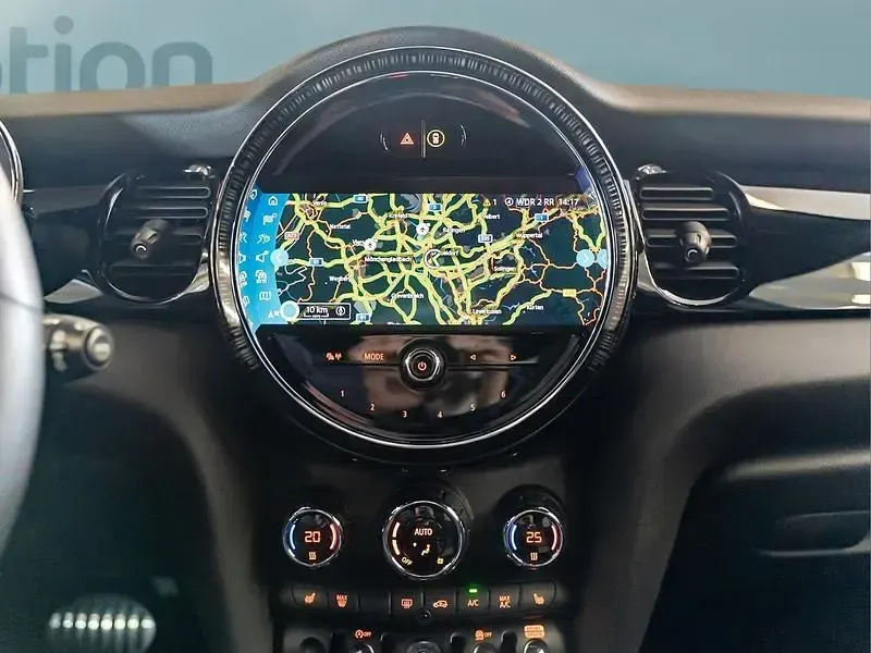 Gebraucht Mini John Cooper Works 231 PS (169 kW) 2022 Grün Kleinwagen