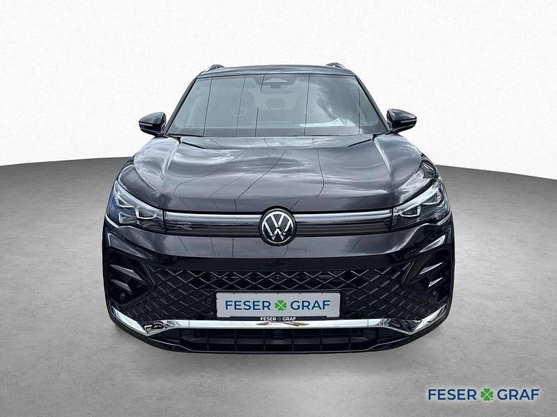 Gebraucht VW Tiguan R-line 272 PS (200 kW) 2025 Grenadillschwarz metallic SUV