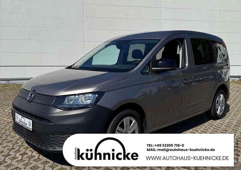 Gebraucht VW Caddy Basis 75 PS (55 kW) 2021 Mojave beige metallic Van / Kleinbus
