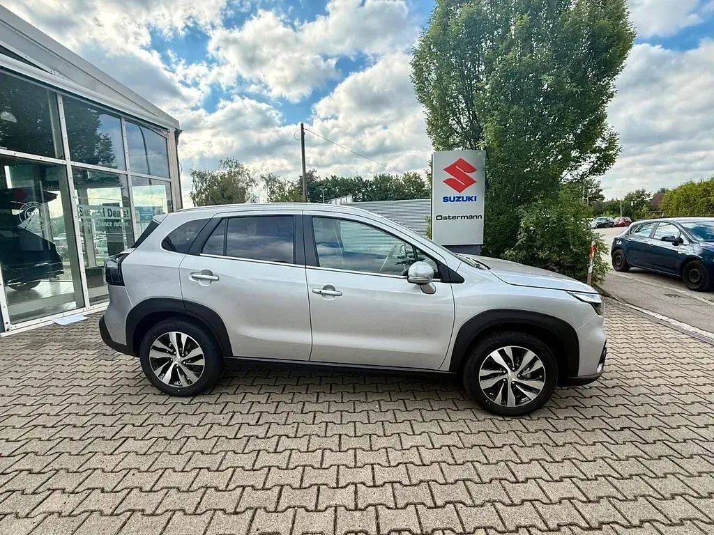 Neu Suzuki SX4 S-Cross Comfort+ 129 PS (94 kW) 2026 Silber SUV