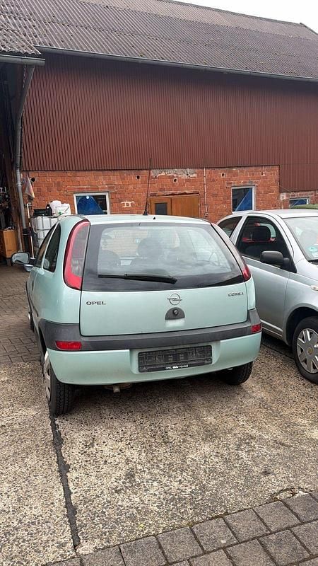 Gebraucht Opel Corsa 60 PS (44 kW) 2002 Andere farben Kleinwagen