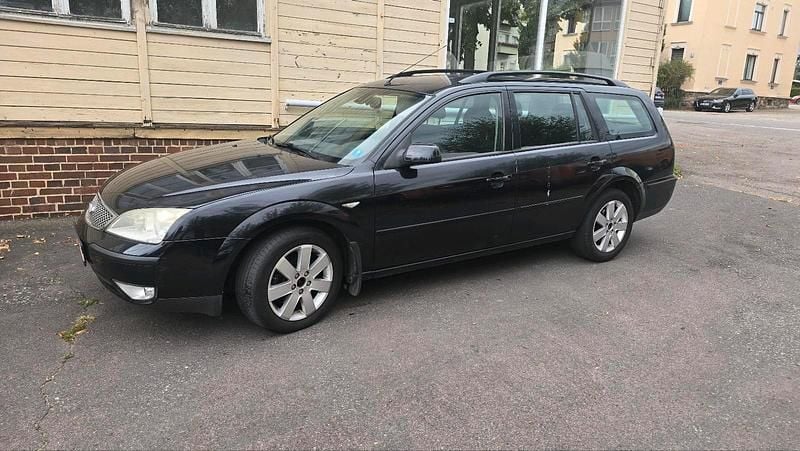 Schwarz Gebraucht 2004 Ford Mondeo Kombi | 470 € (Superpreis) - Bild 1/4