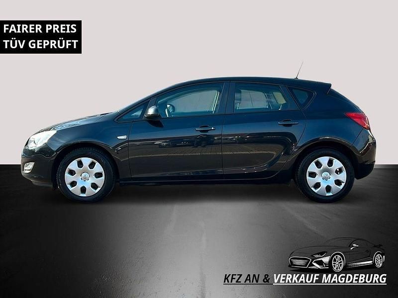 Gebraucht Opel Astra Design Edition 87 PS (63 kW) 2012 Schwarz Limousine