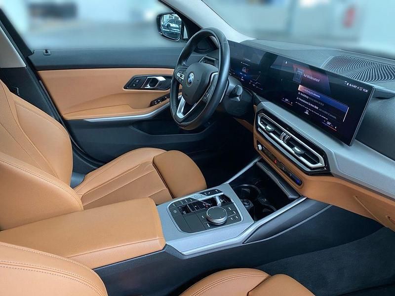 Używany BMW 330 Shadowline 245 KM (180 kW) 2022 Biały Kombi