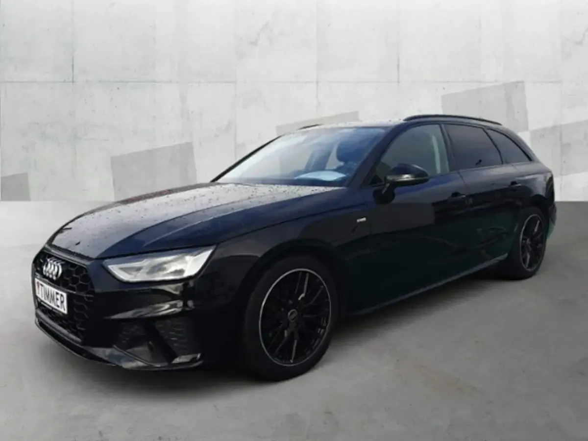 Gebraucht Audi A4 S-Line 163 PS (119 kW) 2023 Schwarz Kombi