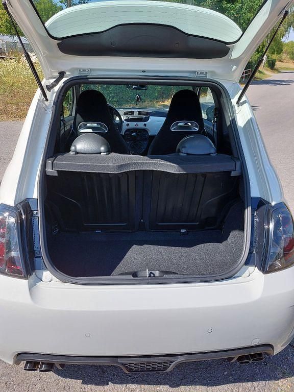 Gebraucht Abarth 500 140 PS (102 kW) 2015 Weiß Kleinwagen