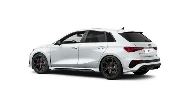 Gebraucht Audi RS3 Design 400 PS (294 kW) 2024 Weiß (gletscherweiß metallic) Limousine