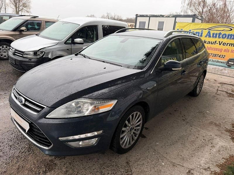 Gebraucht Ford Mondeo Titanium 160 PS (117 kW) 2012 Grau Kombi