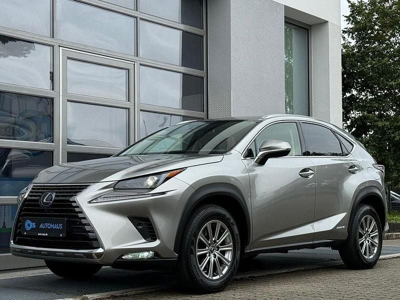Grau Gebraucht 2021 Lexus NX300h Business Edition SUV | 28.780 € (Fairer Preis) - Bild 1/4