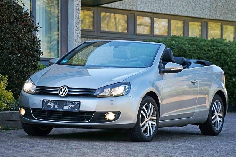 Second-hand VW Golf 105 CP (77 kW) 2010 Gri Cabrio