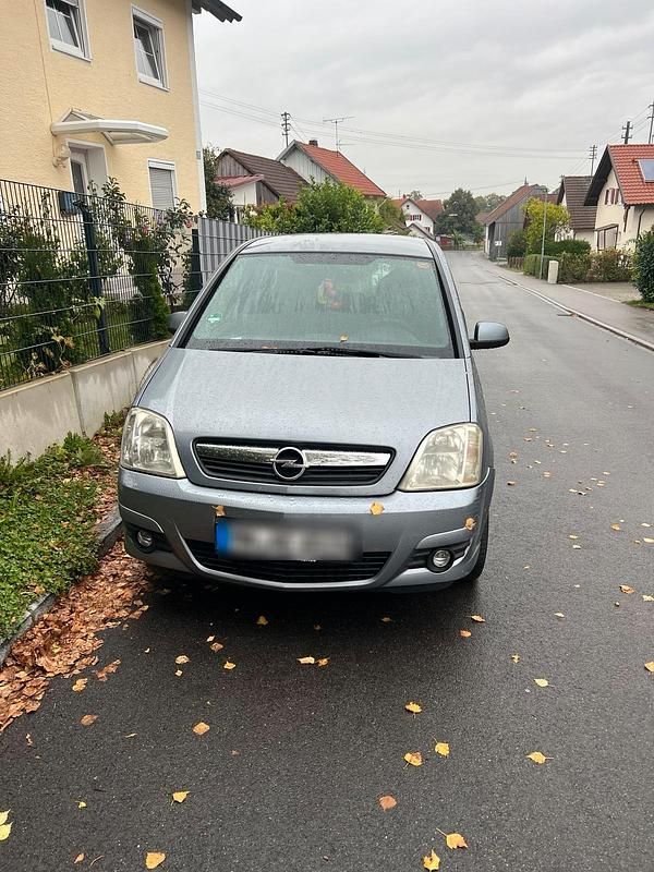 Grau Gebraucht 2009 Opel Meriva Van / Kleinbus | 1.399 € (Guter Preis) - Bild 1/4