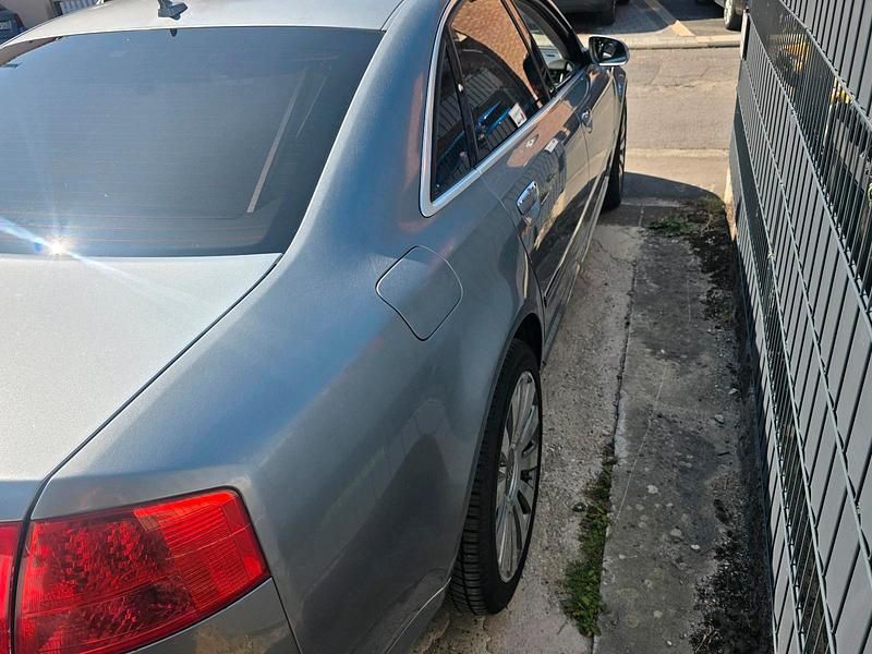 Usata Audi A8 380 CV (279 kW) 2006 Argento Berlina