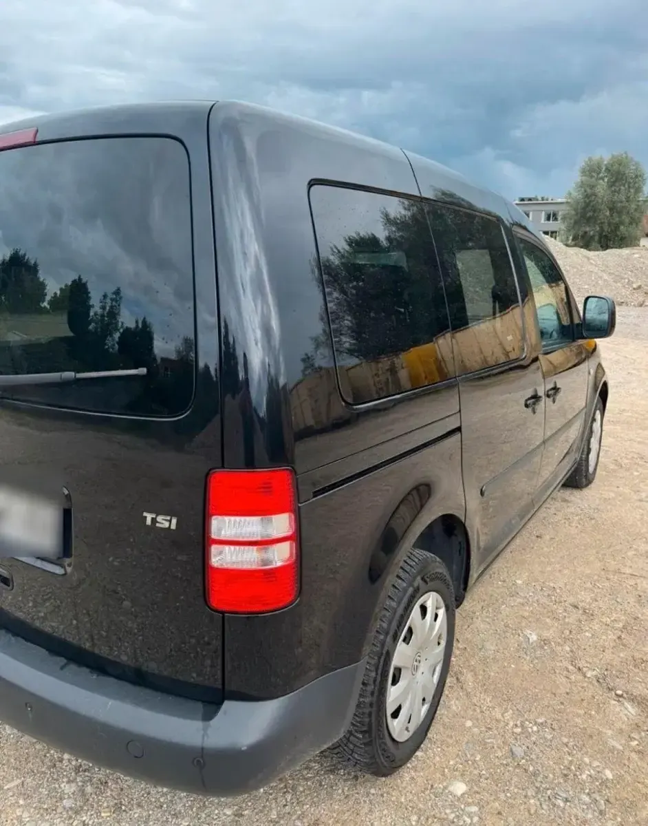 Gebraucht VW Caddy 86 PS (63 kW) 2012 Schwarz Van / Kleinbus