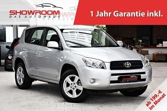 Silber (silver metallic) Gebraucht 2006 Toyota RAV4 Sol SUV | 14.450 € - Bild 1/4