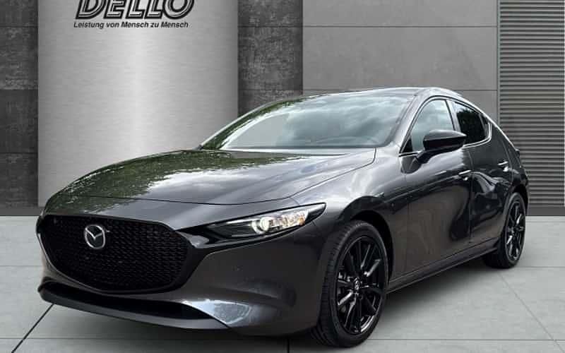 Grau Neu 2025 Mazda 3 Homura-Line Limousine | 25.990 € - Bild 1/4