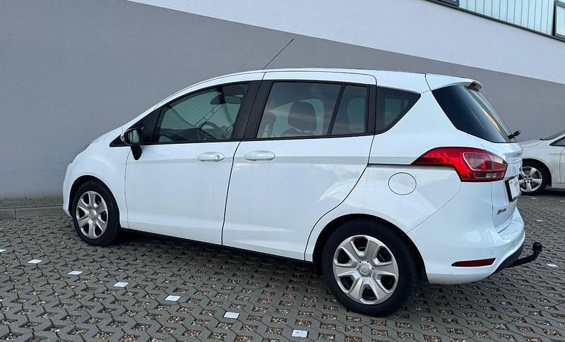 Gebraucht Ford B-MAX SYNC Edition 125 PS (91 kW) 2013 Weiß Van / Kleinbus