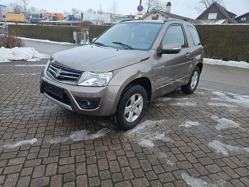 Braun Gebraucht 2014 Suzuki Vitara SUV | 6.300 € (Fairer Preis) - Bild 1/4