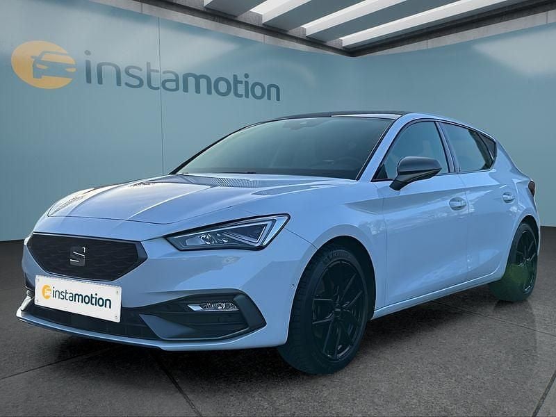 Weiß Gebraucht 2022 Seat Leon FR Kleinwagen | 23.599 € (Fairer Preis) - Bild 1/4