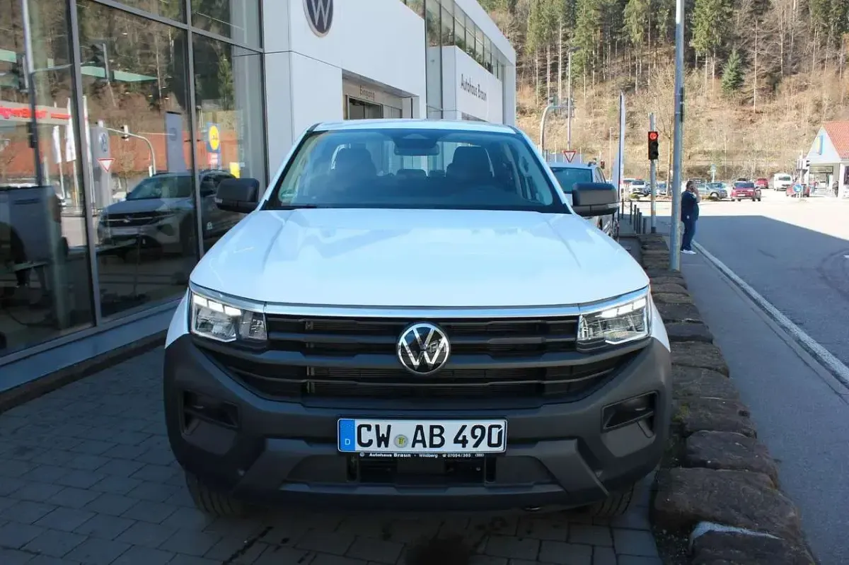 Gebraucht VW Amarok 170 PS (125 kW) 2026 Clear white Pickup