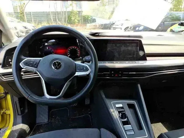 Gebraucht VW Golf VII Style 204 PS (150 kW) 2021 Gelb Kleinwagen